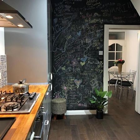 Home On Hamill Street بلفاست المظهر الخارجي الصورة